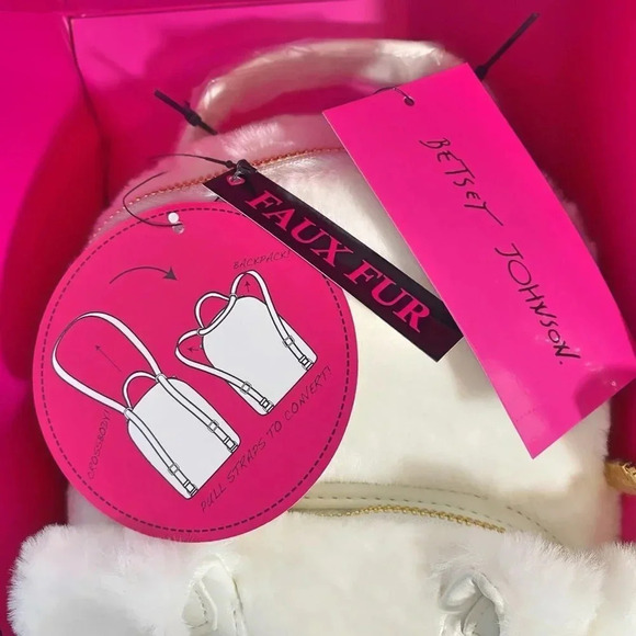 Betsey Johnson Faux-Fur Dog Backpack Crossbody Bag & Cat Keychain Coin Case - Picture 11 of 13